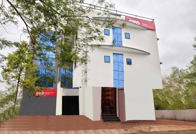 Oyo Flagship 29595 Hotel Samrat