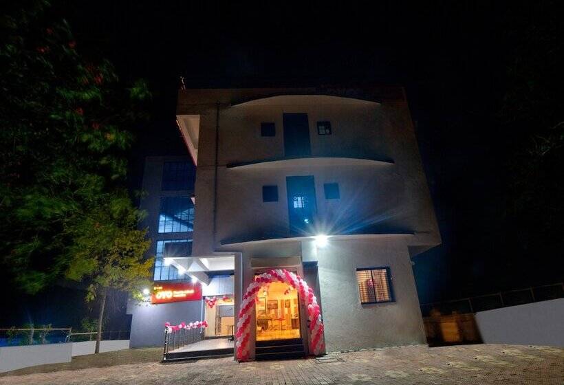 Oyo Flagship 29595 Hotel Samrat