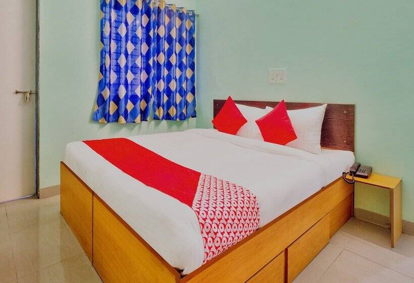 Oyo Flagship 29595 Hotel Samrat