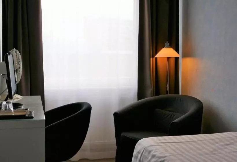 Retkeilymaja Linnanpiha Bed & Breakfast