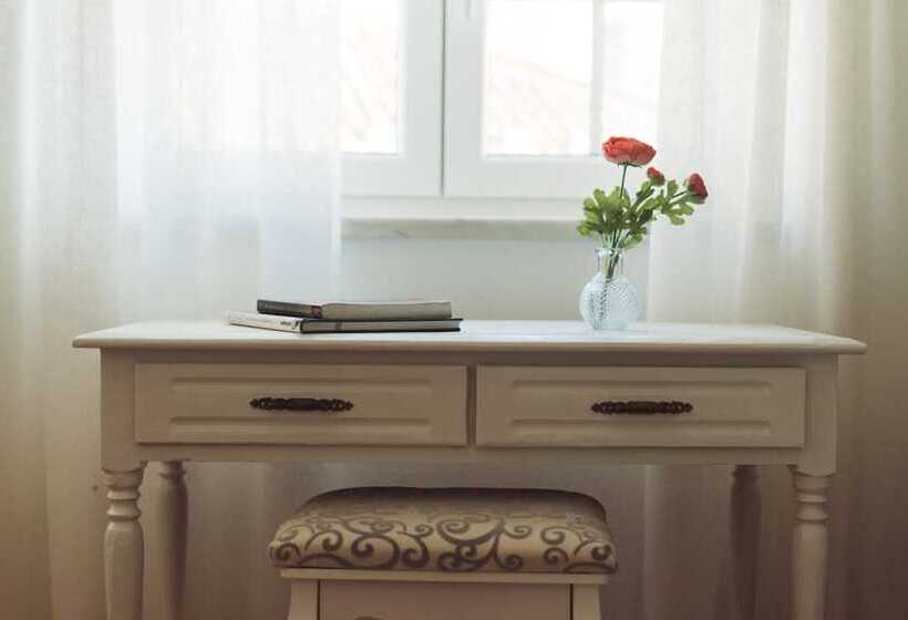 مبيت وإفطار Yey Atouguia Da Baleia