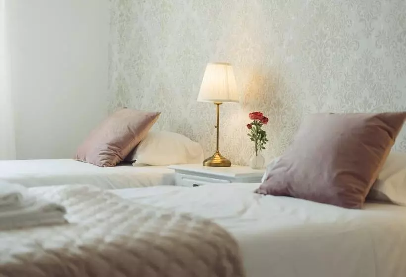 ベッドアンドブレックファースト Yey Atouguia Da Baleia