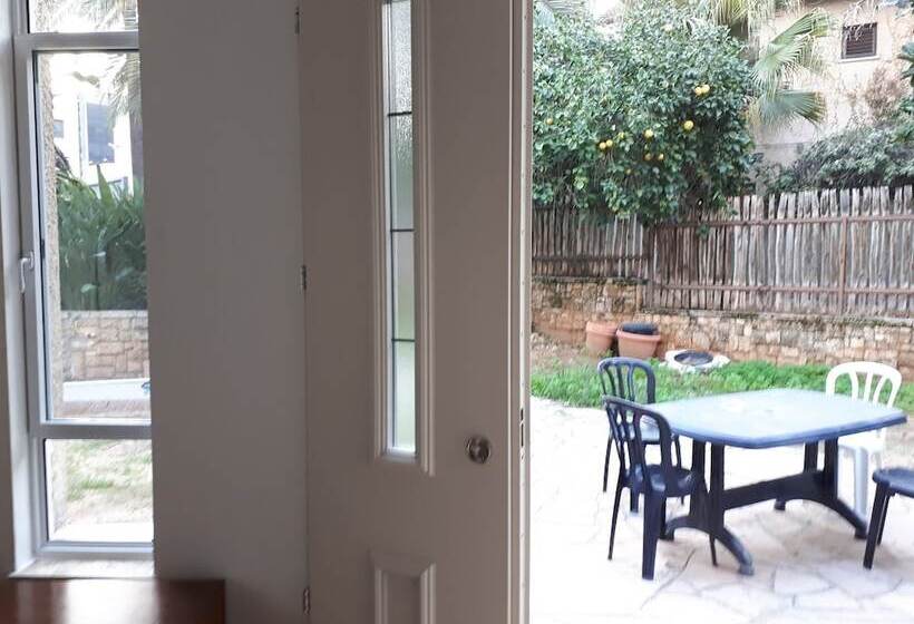 Aamiaismajoitus (B&B) Etty S House