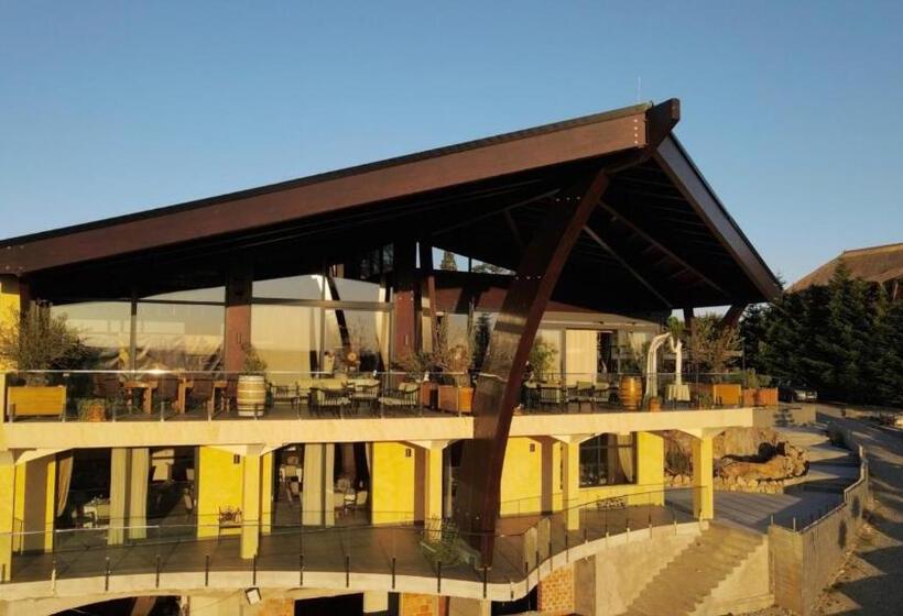 تختخواب و صبحانه Vinska Kuca Kovacevic