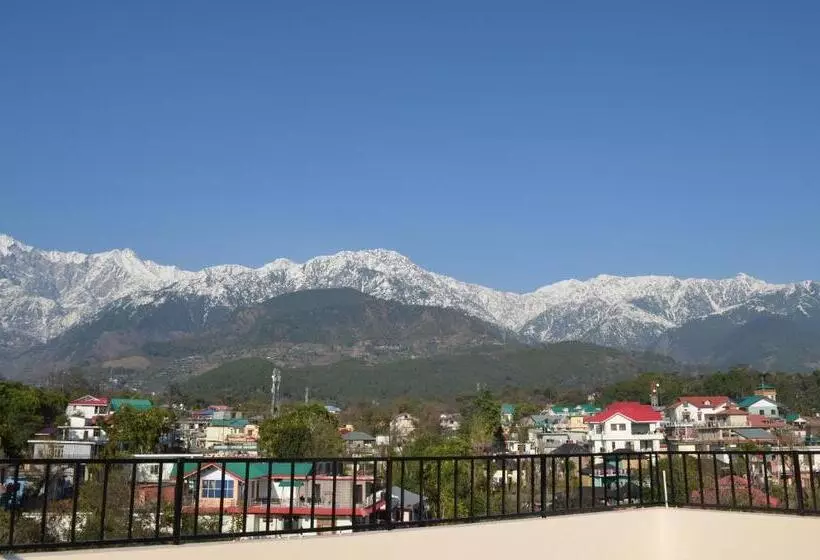 هتل Himalaya Inn