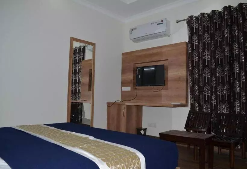 هتل Himalaya Inn