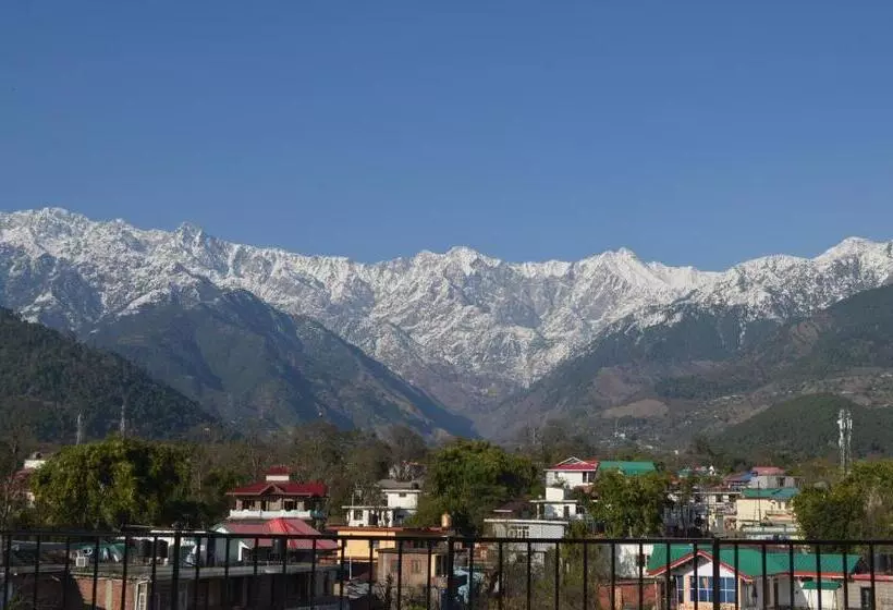 هتل Himalaya Inn