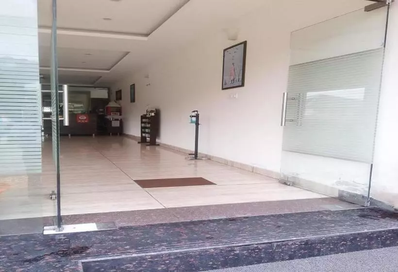هتل Himalaya Inn