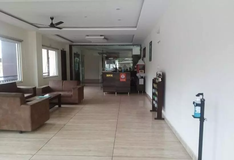 هتل Himalaya Inn