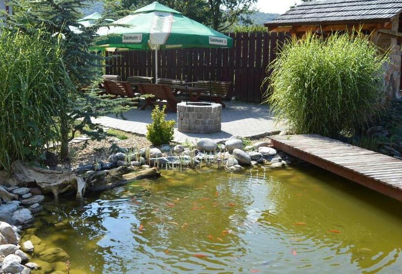 بنسيون Davi Penzion & Bowling