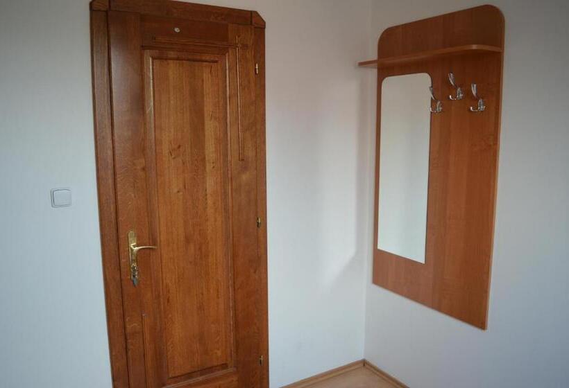 بنسيون Davi Penzion & Bowling