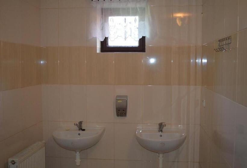 بنسيون Davi Penzion & Bowling