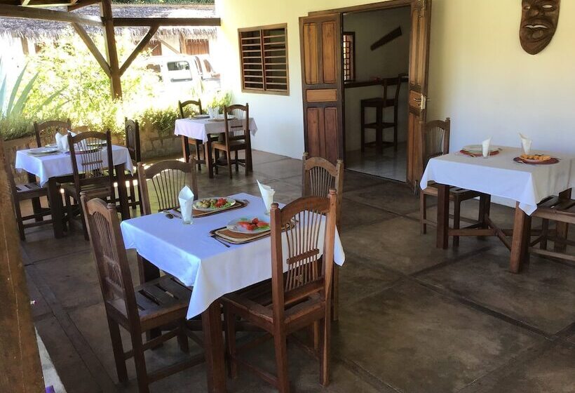 هاستل Cocotier Lodge