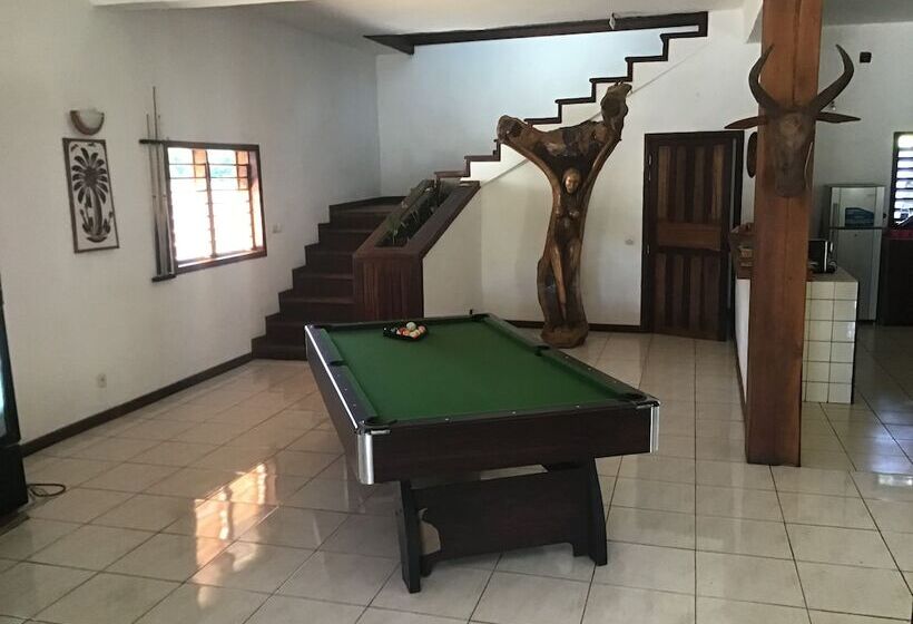 هاستل Cocotier Lodge