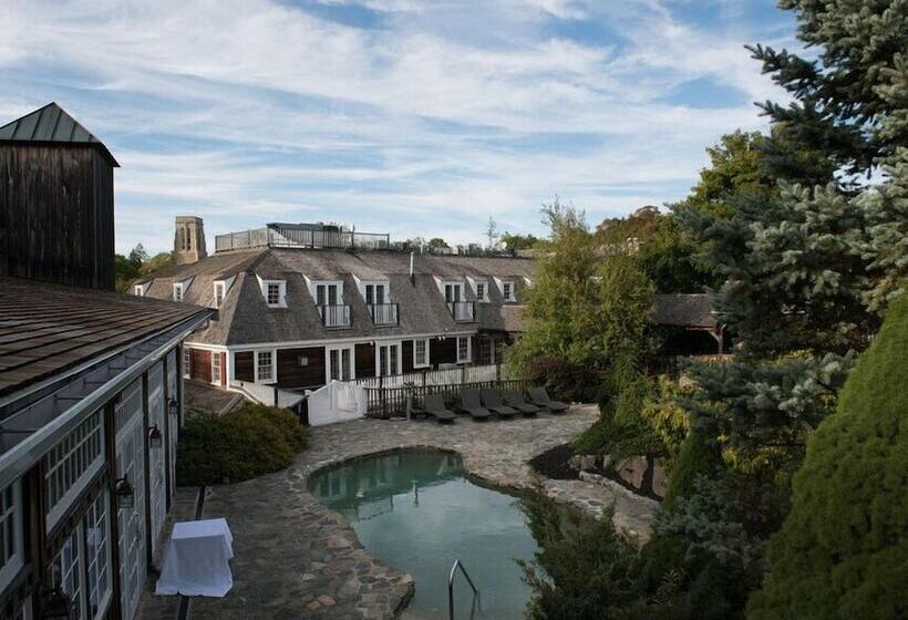 فندق صغير The Red Lion Inn