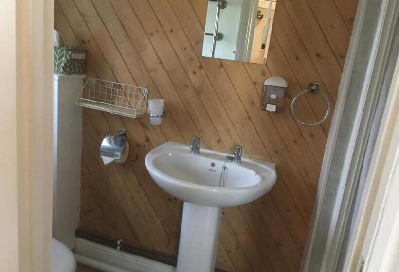 مبيت وإفطار Otters Green