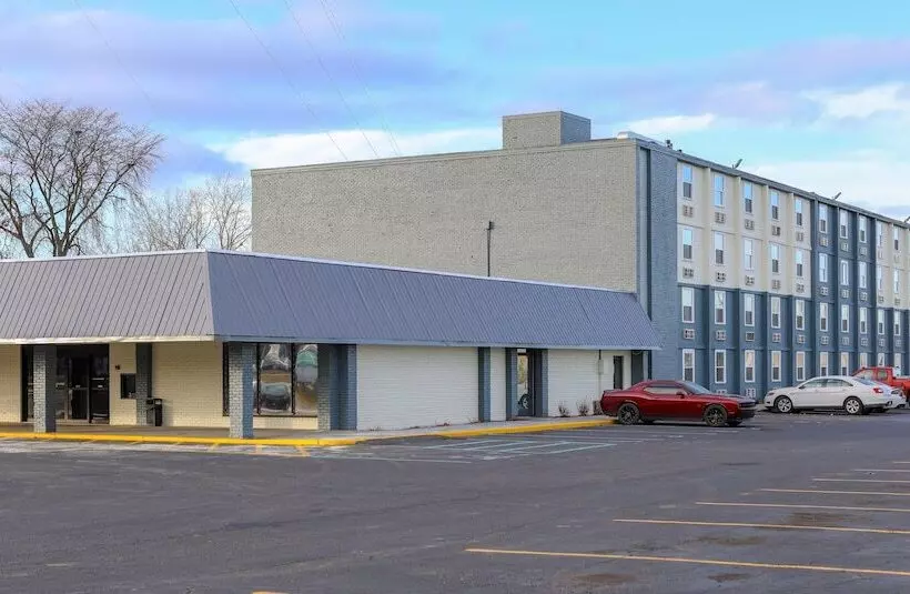 ホテル American Inn And Suites Ferndale