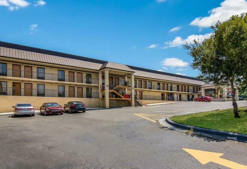 ホテル Americas Best Value Inn Wadesboro