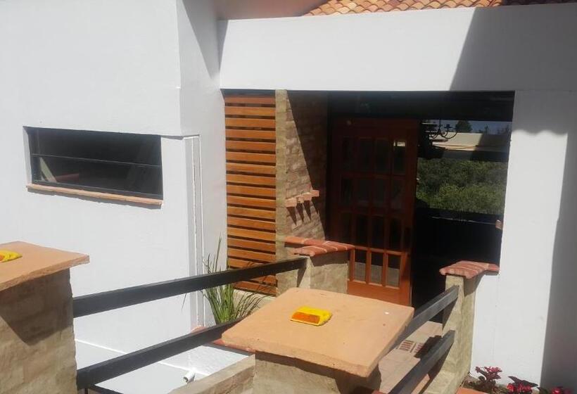 Pension Abadia De Tomine