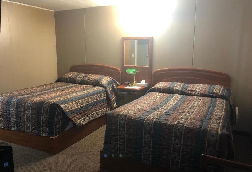 Robins Nest Motel And Cafe