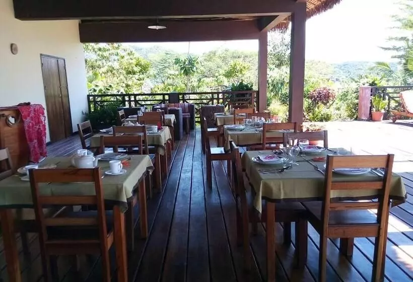 هاستل Zara Village