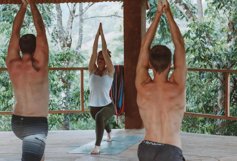 Ch'i Bocól Community Hostel