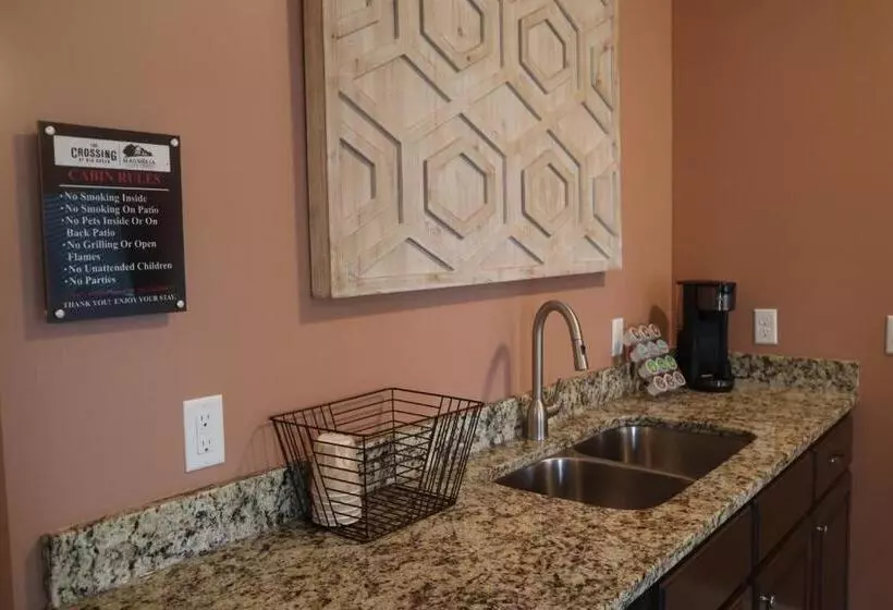 Hotelli Magnolia Creek Lodge