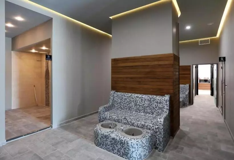 Merit Grand Mosta Spa Hotel & Casino