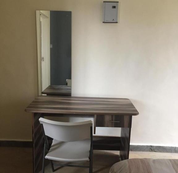 استراحتگاه Bubbles Hotel Thika