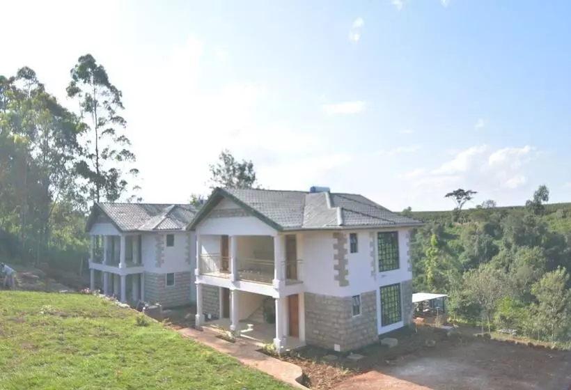 استراحتگاه Bubbles Hotel Thika