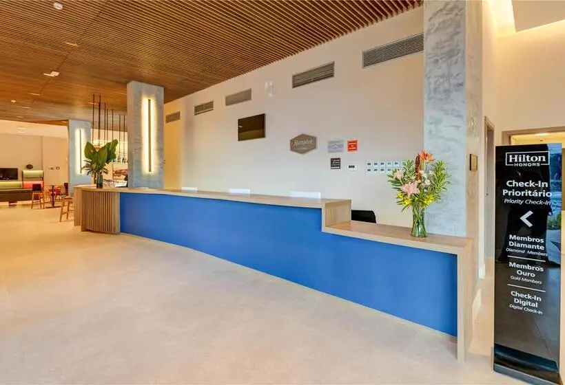 ホテル Hampton By Hilton Caraguatatuba Serramar