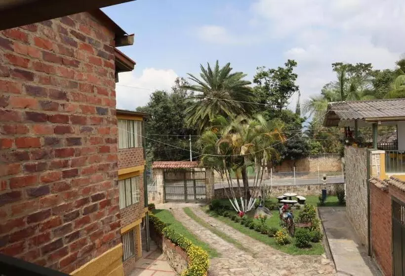 ホテル Bed And Breakfast Campestre El Estoril