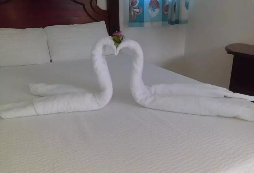 هتل Ensenada Resort