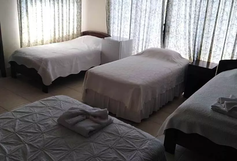 هتل La Casona
