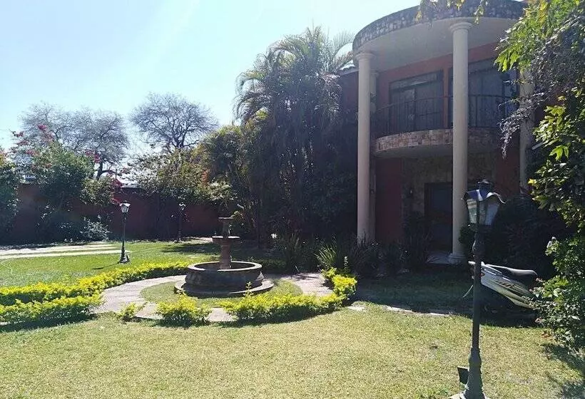 هتل La Casona