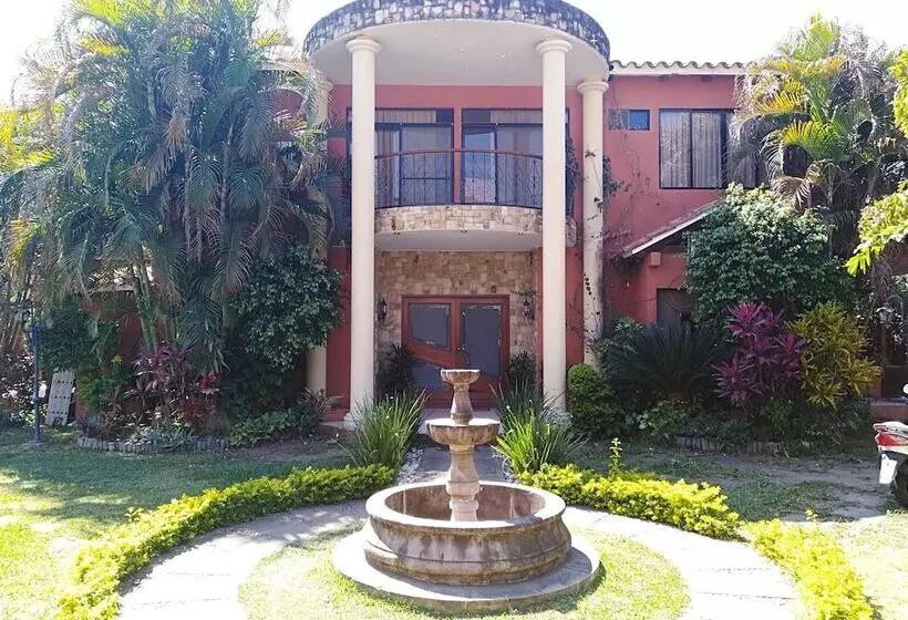 هتل La Casona