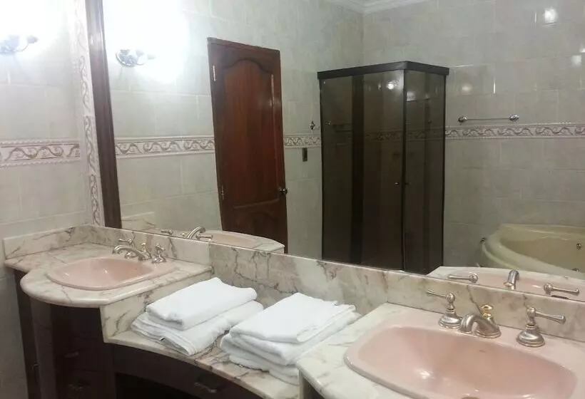 هتل La Casona