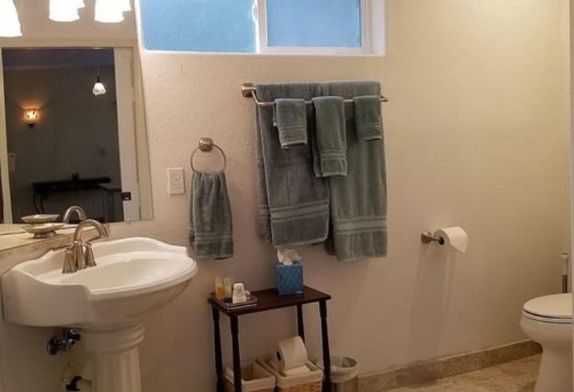 Majatalo Arbor Rouge Cottage