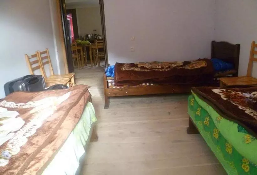 پانسیون Guesthouse Nora