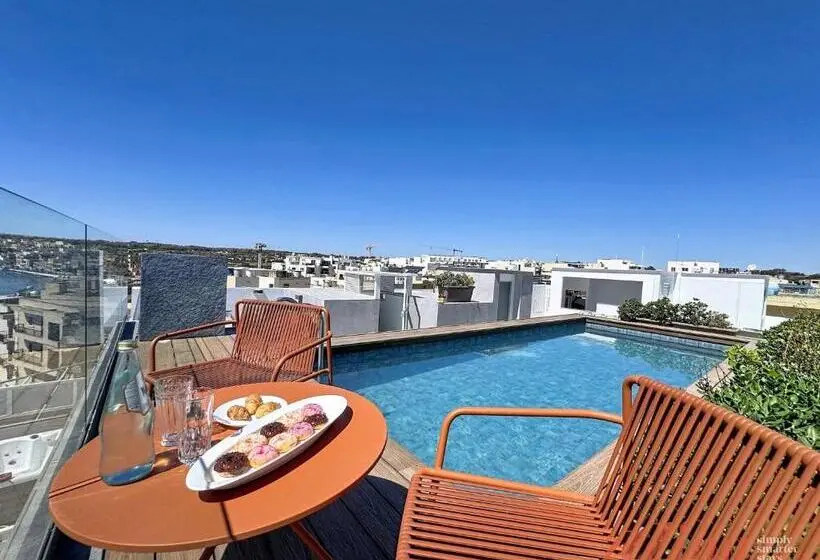South 32 Hotel By Zzzing
