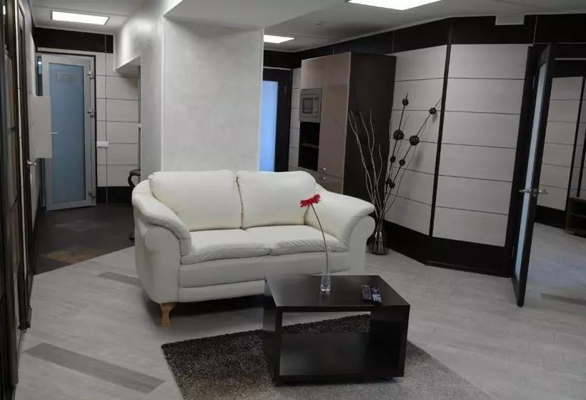 تختخواب و صبحانه Apartments Daf Center