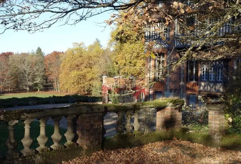 Aamiaismajoitus (B&B) Château Mont Suzey