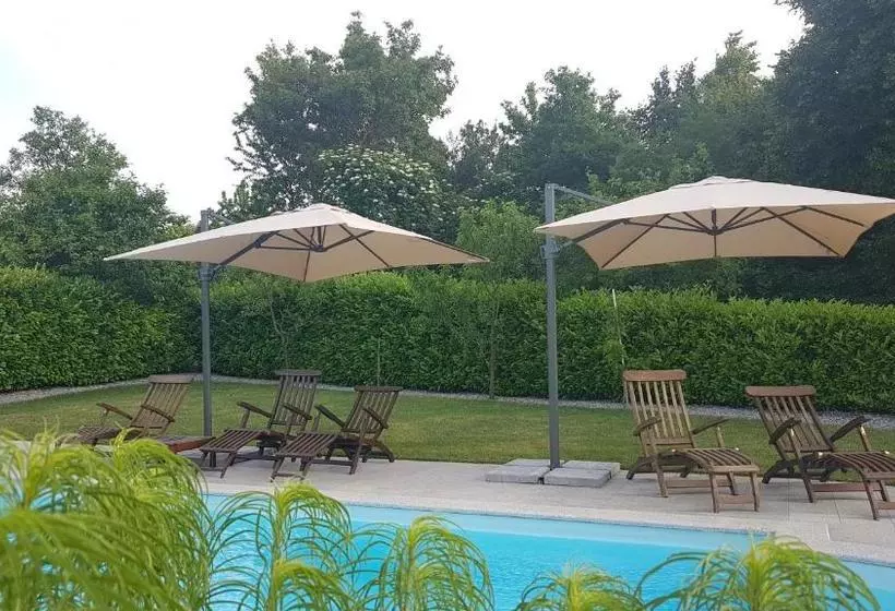 تختخواب و صبحانه Guesthouse Pri Mihelovih