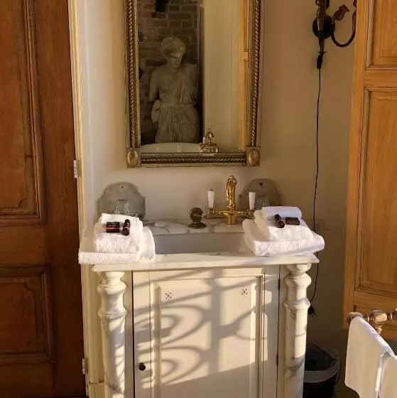 Bed and Breakfast Kasteel Sterkenburg