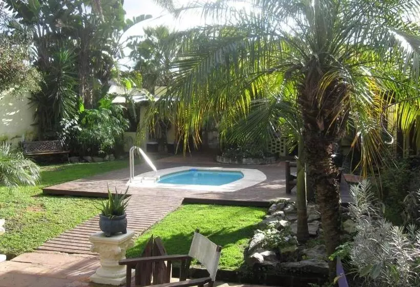 Bed & Breakfast El Bambu