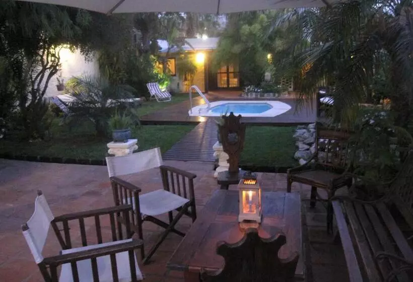 Bed & Breakfast El Bambu