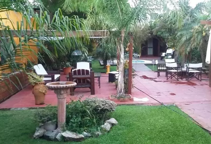 Bed & Breakfast El Bambu