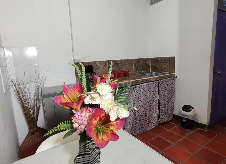 هتل Hosteria De Mi Pueblo