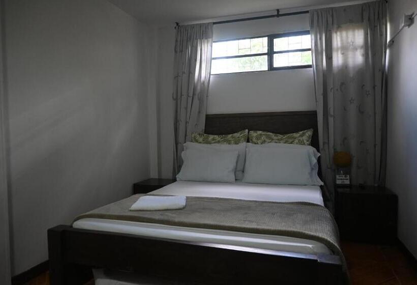 هتل Hosteria De Mi Pueblo