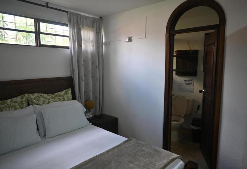 هتل Hosteria De Mi Pueblo